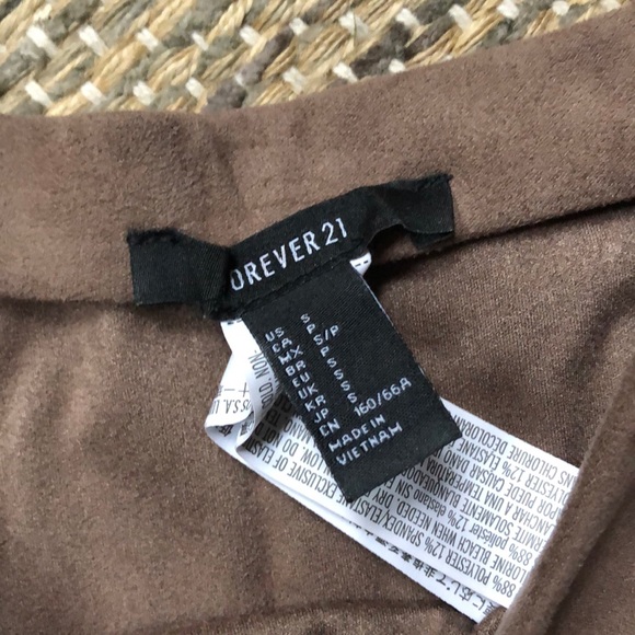 Forever 21 women’s brown suede mini skirt - Picture 2 of 2